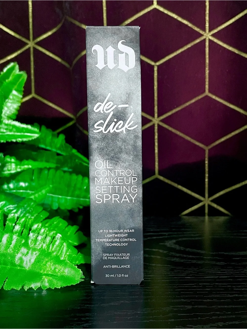 Urban Decay De-Slick Oil Control Makeup Setting Spray